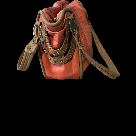 Handbag - Picture 5 of 5